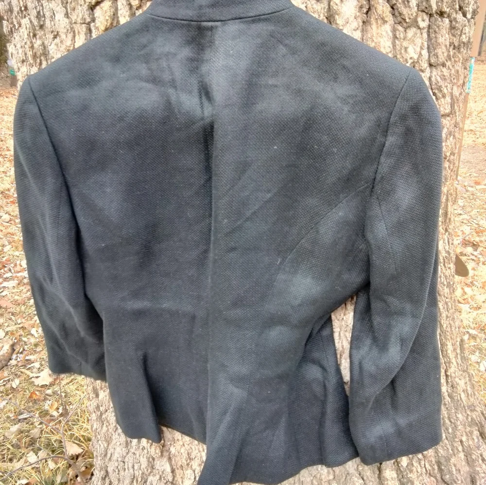⬇️ Price Drop! ⬇️Lauren Ralph Lauren Linen jacket in size 4 - Picture 2 of 3